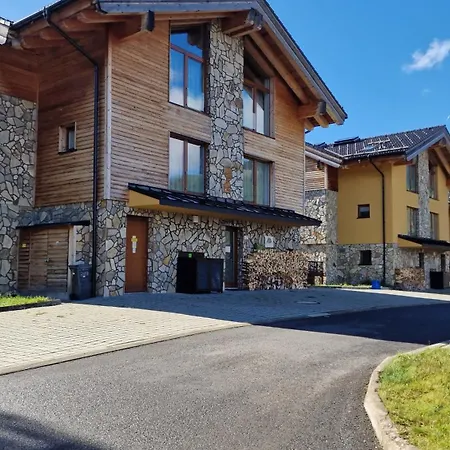 Alfa With Jacuzzi Apartament *